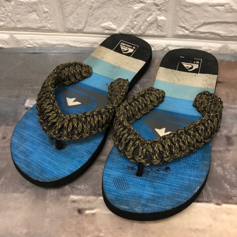 Quicksilver camo paracord braided flip flops mens sandals size 8 RARE